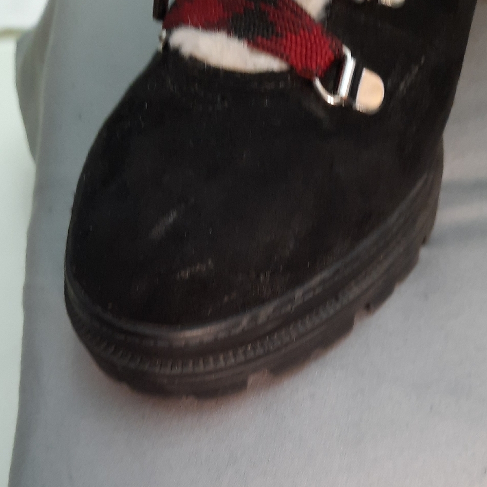 JellyPop Striking Black and Red Heeled Boots for Elegance - Women's Size 9M - Picture 10 of 15